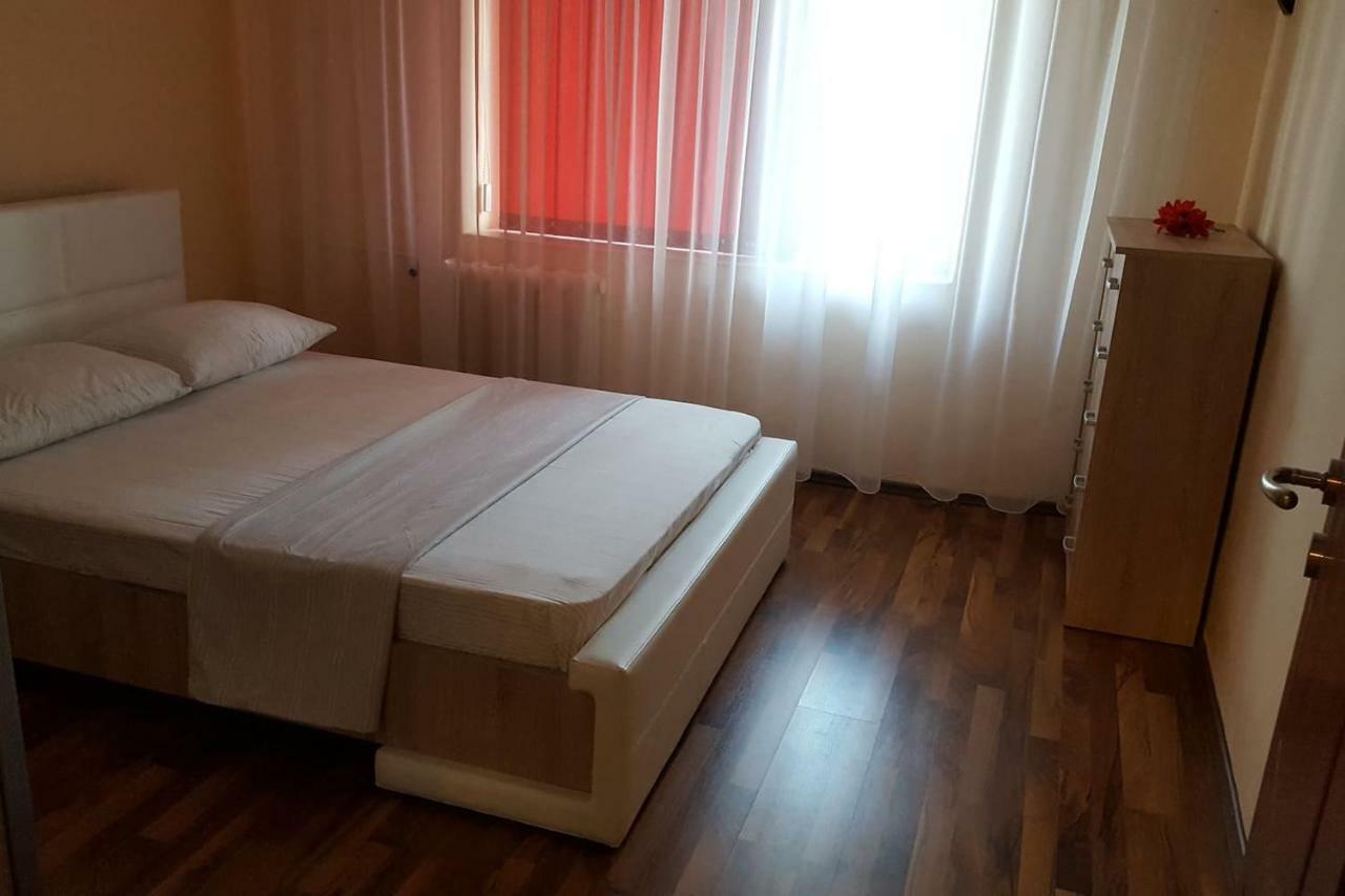 Apartament Gia Oradea Exterior foto